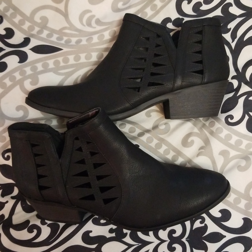 COPY - Women's Ankle Boots Size 10